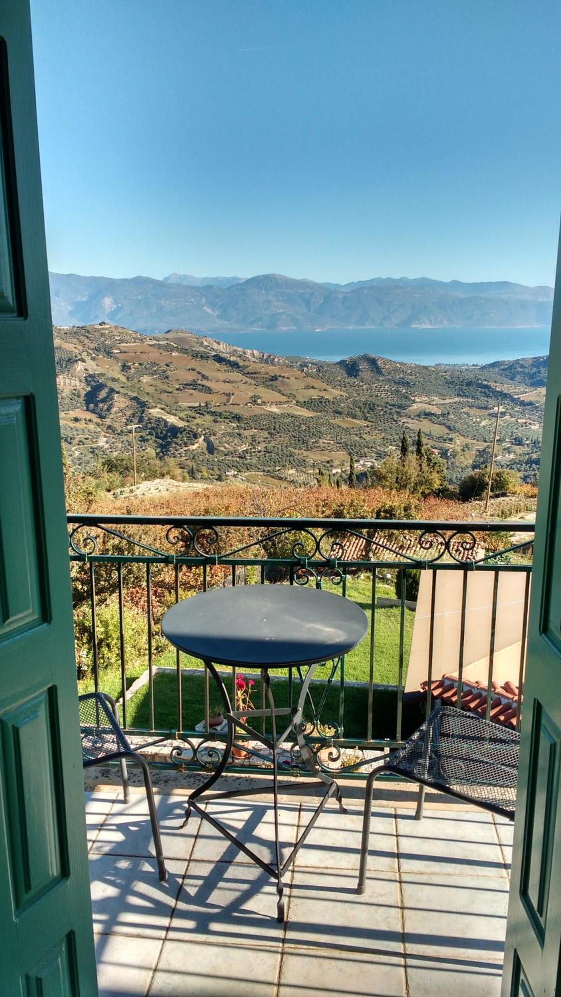 Gerofotis Traditional Guesthouse Est 1892 - Close To Aigio, Akoli, Selianitika Lákka Exteriör bild