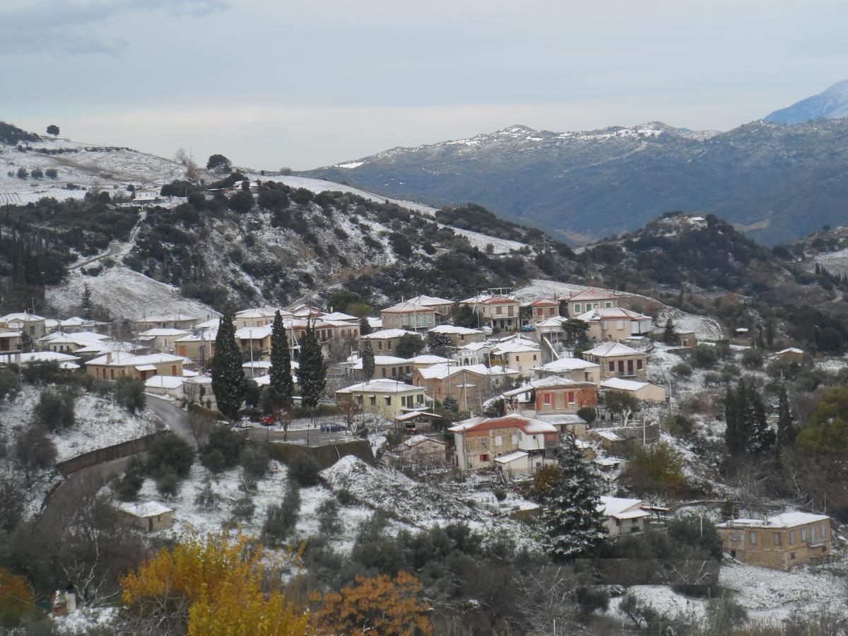 Gerofotis Traditional Guesthouse Est 1892 - Close To Aigio, Akoli, Selianitika Lákka Exteriör bild